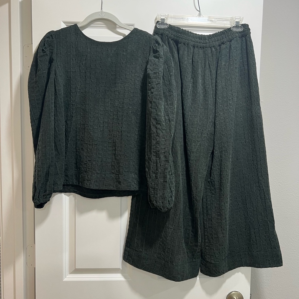 BURU x Val Green Textured Top and Pants Set